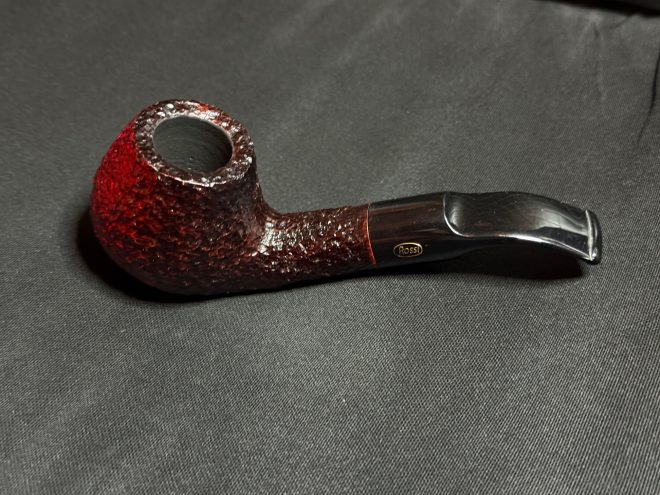 The Scholar --  Savinelli Rossi Sitting Brandy Shape 8644